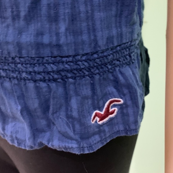 Navy Tropical Hollister Top! - Picture 2 of 5